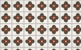 Brooklyn Loft Quatrefoil Tile — light brown, red and white azulejo background