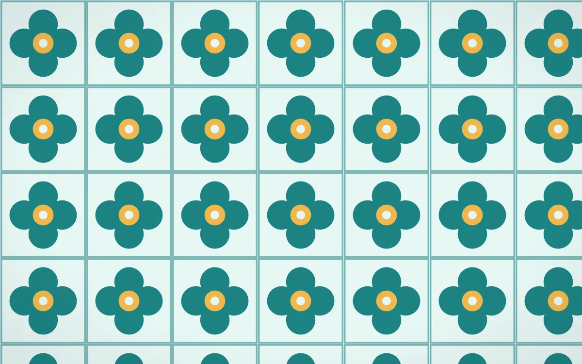 Cancún Surf Quatrefoil Tile — light teal and gold azulejo background