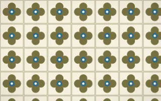 Nile Papyrus Quatrefoil Tile — light yellow, blue and beige azulejo background