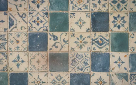Azulejo High Key — light brown, gold and white azulejo background