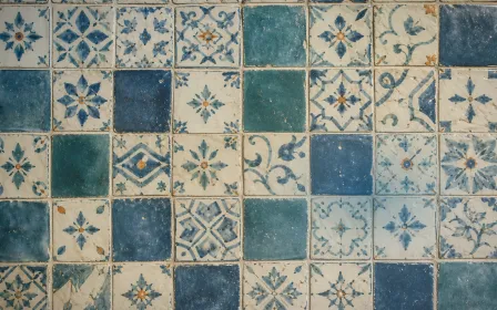 Azulejo Softbox — light blue, gold and white azulejo background