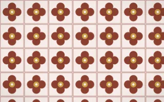 Venetian Rosso Quatrefoil Tile — light brown, gold and white azulejo background