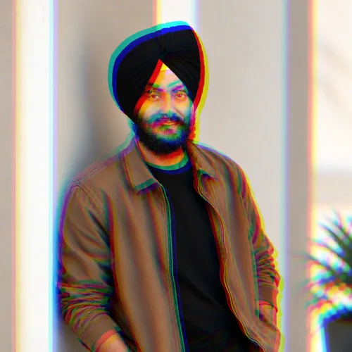 نمط التأثير البصري: RGB سبليت · قُطري · إشارة خفية applied to the same source image