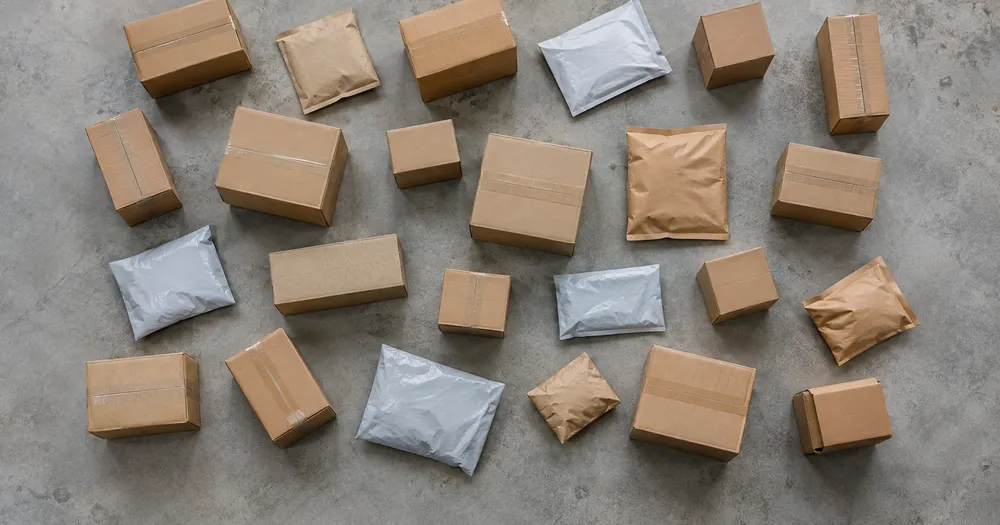 Count parcels in a cage or van from a photo — count parcels in a batch from a photo with marked results