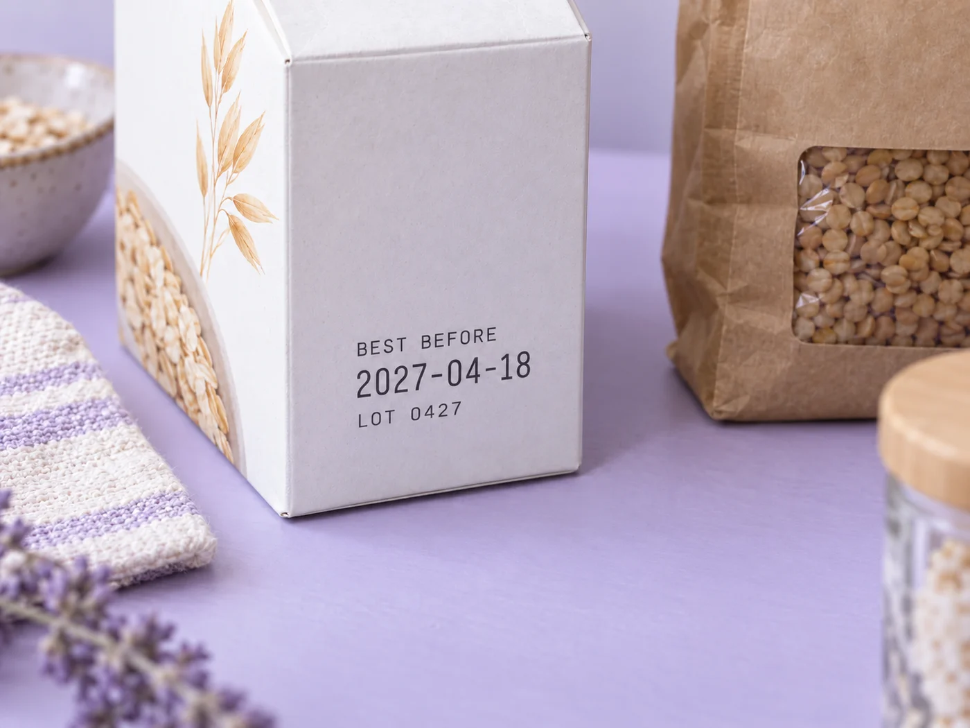 Original packaging photo with a printed best-before date